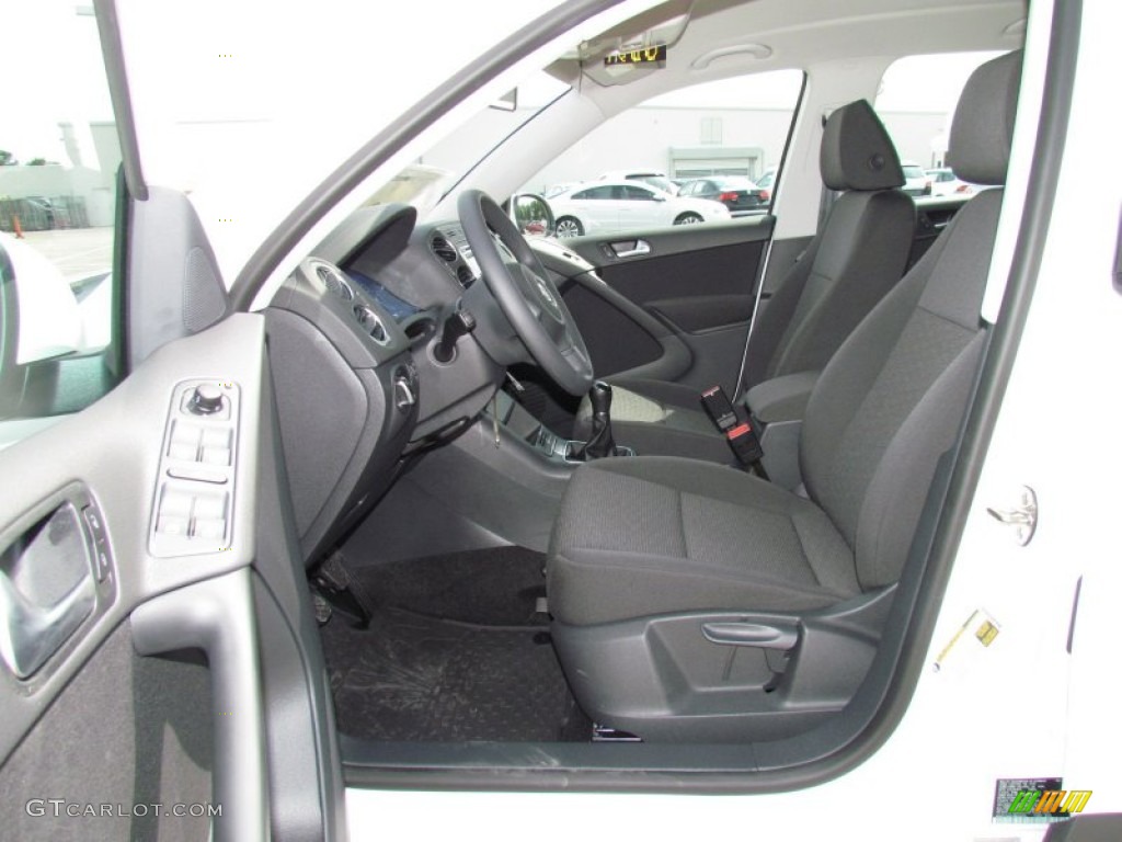Black Interior 2012 Volkswagen Tiguan S Photo #53096657