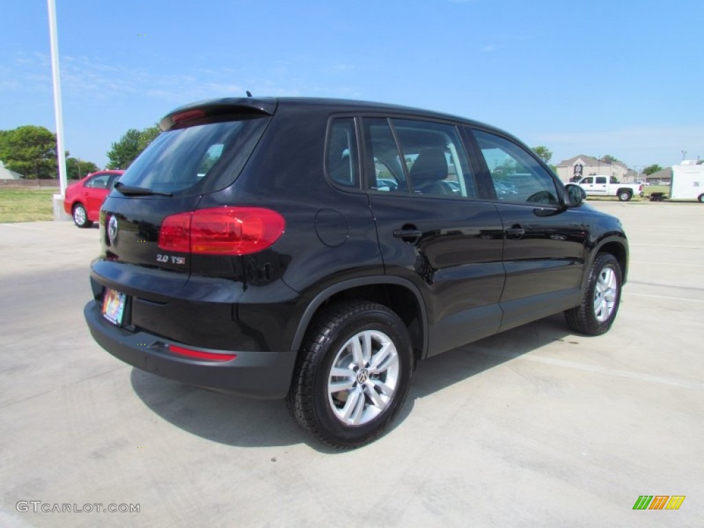 2012 Tiguan S - Deep Black Metallic / Black photo #2