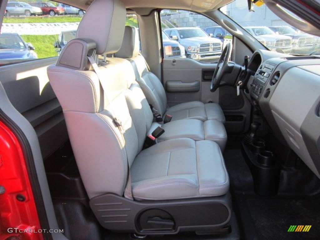 Medium Flint Interior 2007 Ford F150 XL Regular Cab 4x4 Photo #53099591