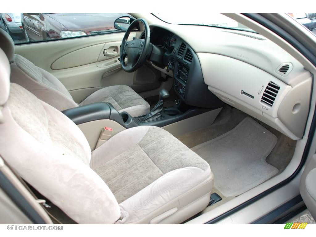2001 Chevrolet Monte Carlo LS Neutral Beige Dashboard Photo #53099963