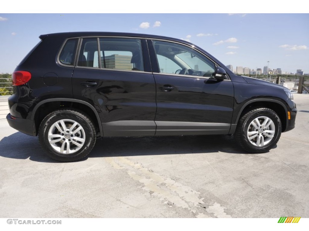 Deep Black Metallic 2012 Volkswagen Tiguan SE Exterior Photo #53104943