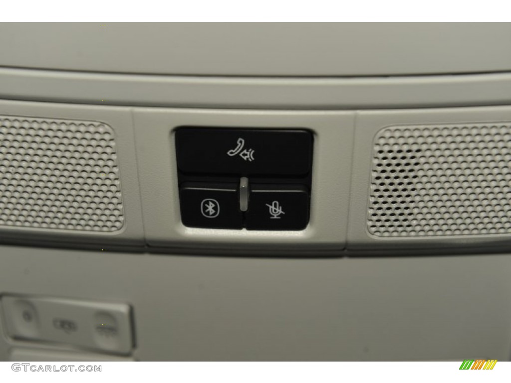 2012 Tiguan SE - Deep Black Metallic / Black photo #19