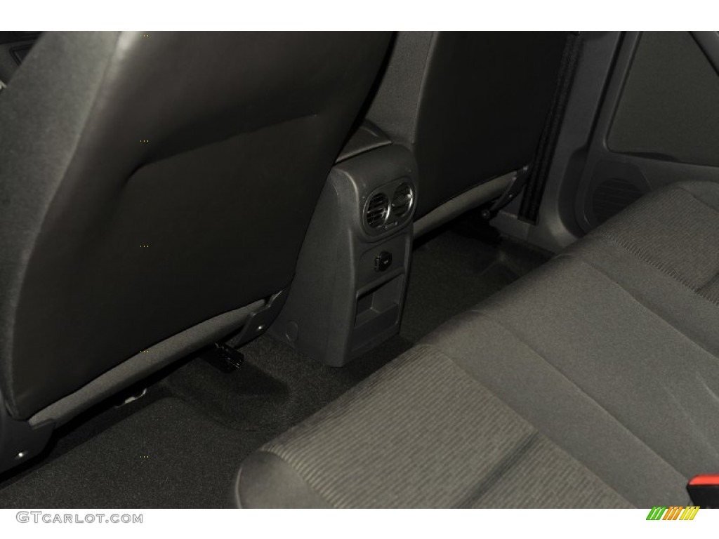 2012 Tiguan SE - Deep Black Metallic / Black photo #22