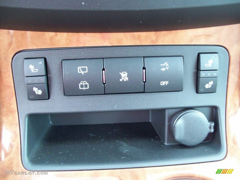 2012 Buick Enclave AWD Controls Photo #53110463
