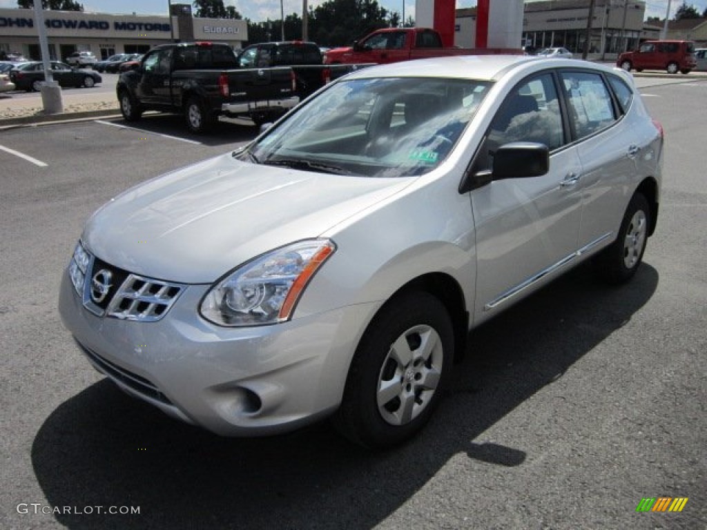 2011 Rogue S AWD - Silver Ice Metallic / Black photo #3