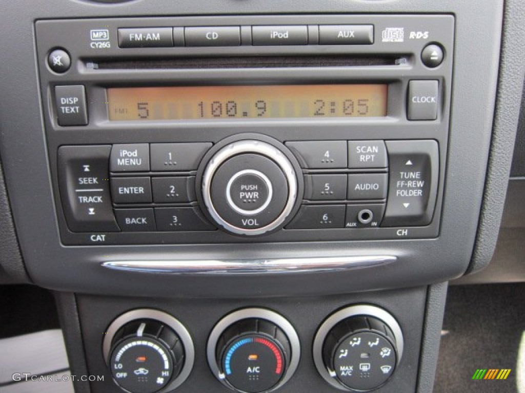 2011 Rogue S AWD - Silver Ice Metallic / Black photo #19