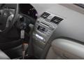 Super White - Camry XLE Photo No. 13