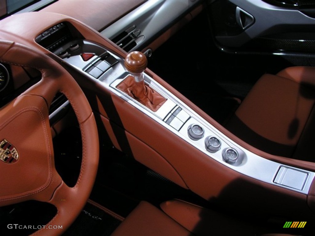 2005 Porsche Carrera GT Standard Carrera GT Model Controls Photo #53118615