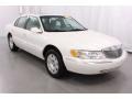 2002 White Pearescent Tri-Coat Lincoln Continental   photo #3