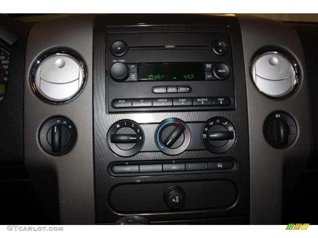 2004 F150 FX4 SuperCrew 4x4 - Black / Black photo #18