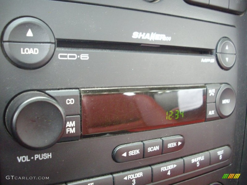 2005 Ford Mustang V6 Premium Convertible Audio System Photo #53121891