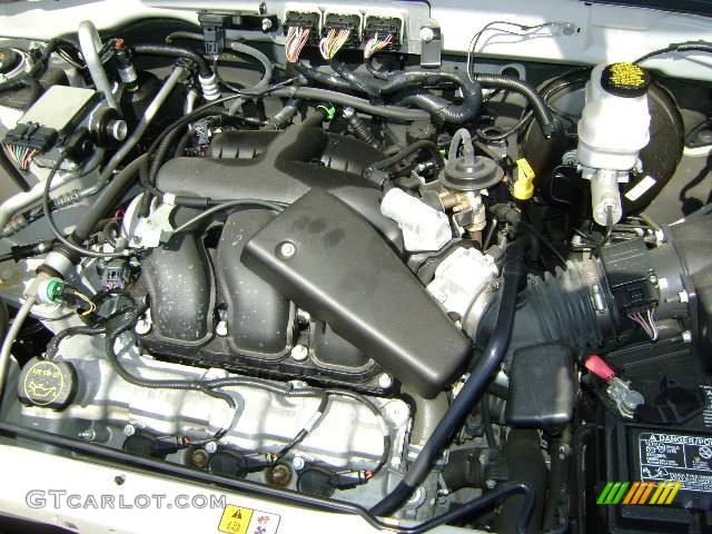 2006 Escape XLT V6 4WD - Silver Metallic / Medium/Dark Flint photo #13