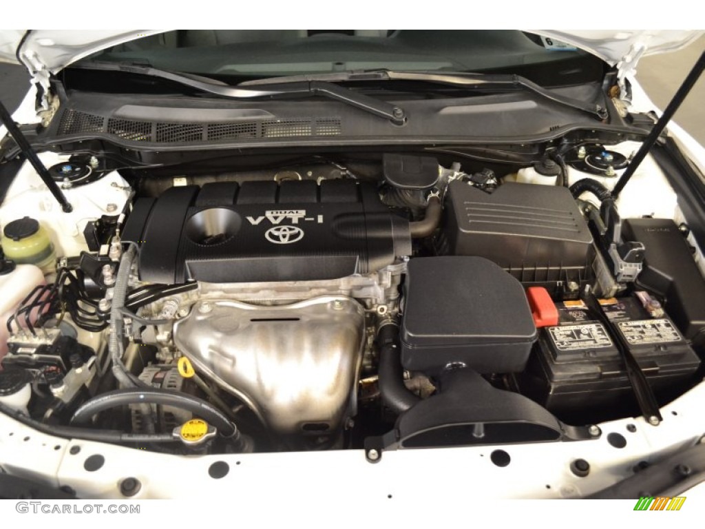 2010 Camry LE - Super White / Ash Gray photo #7