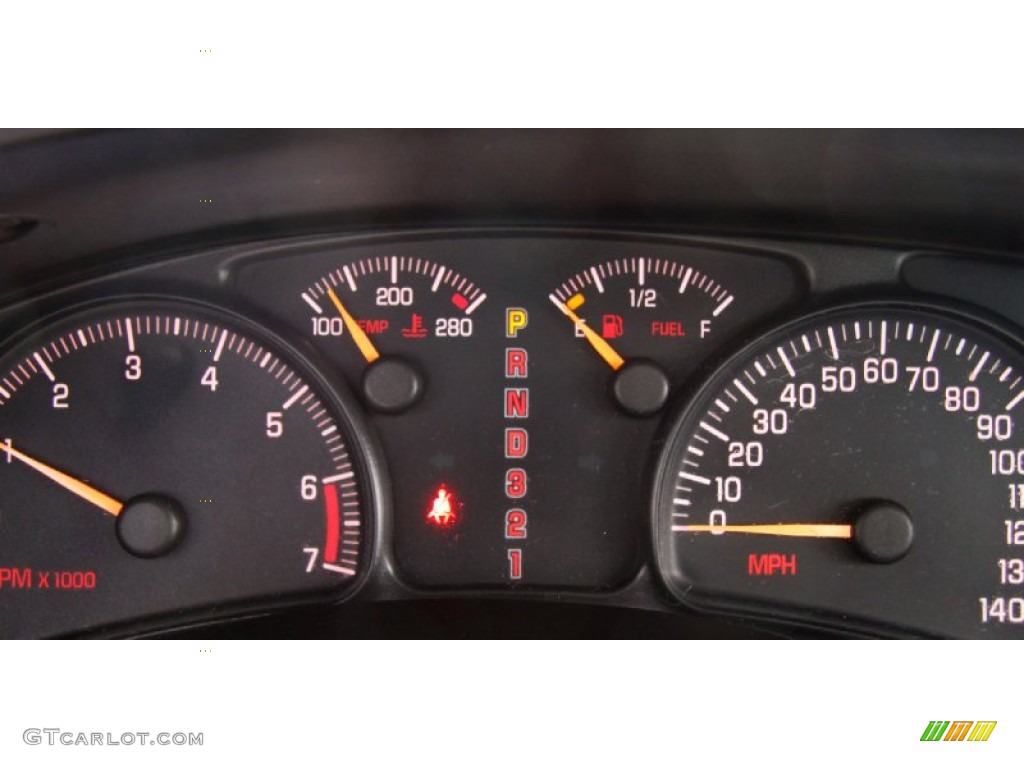 2002 Pontiac Bonneville SLE Gauges Photo #53122260