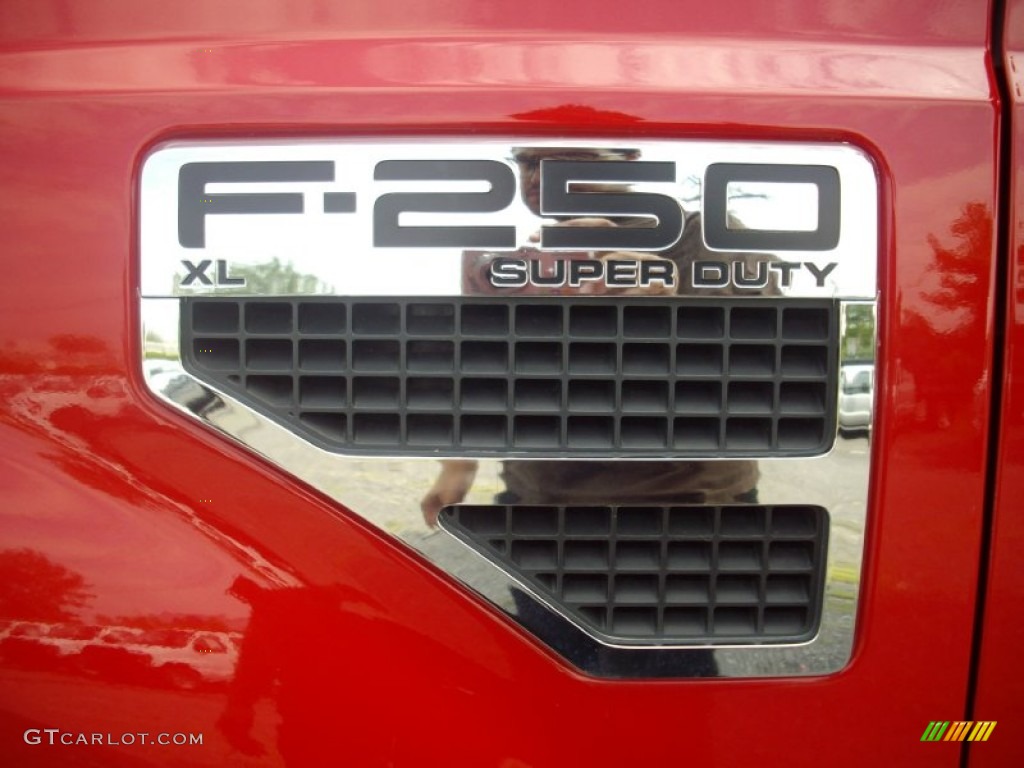 2009 Ford F250 Super Duty XL Regular Cab 4x4 Marks and Logos Photos