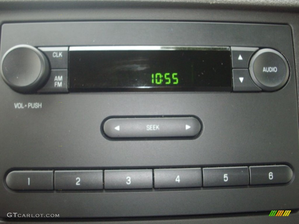 2009 Ford F250 Super Duty XL Regular Cab 4x4 Audio System Photo #53123127