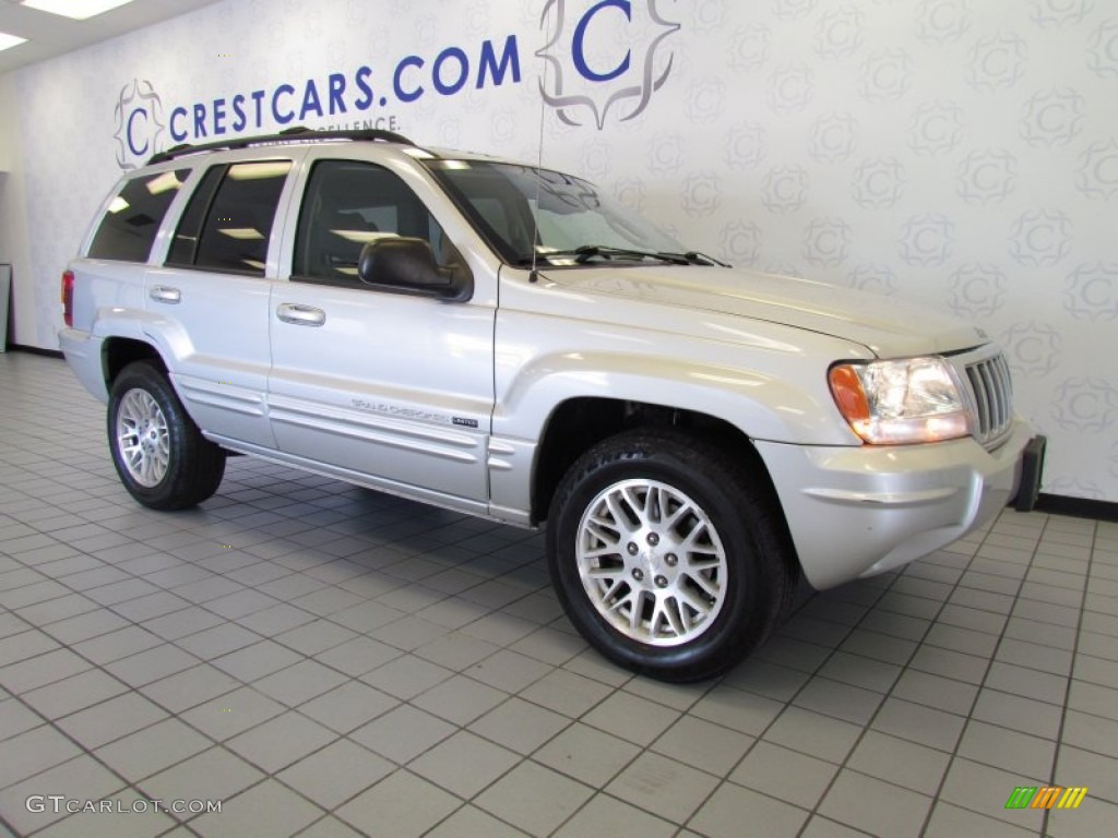 2004 Grand Cherokee Limited - Bright Silver Metallic / Taupe photo #5