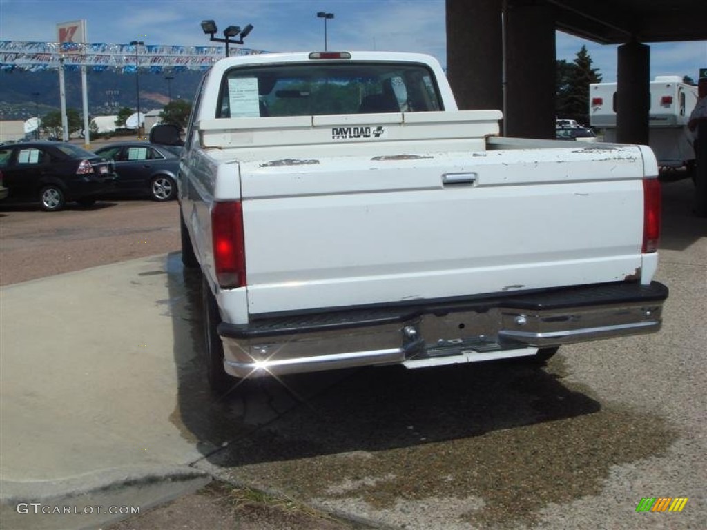 1995 F150 XLT Extended Cab 4x4 - Colonial White / Beige photo #2