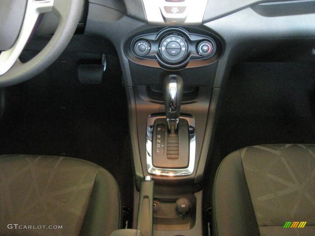 2012 Ford Fiesta SE Sedan 6 Speed PowerShift Automatic Transmission Photo #53130421