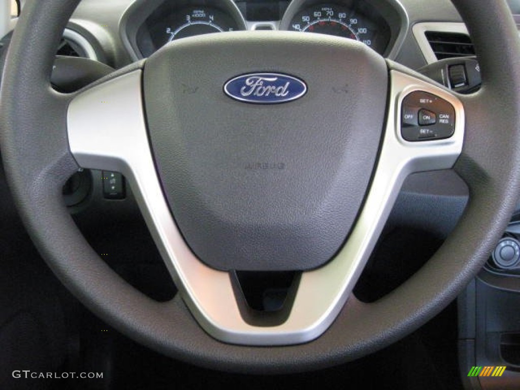 2012 Ford Fiesta SE Sedan Controls Photo #53130433