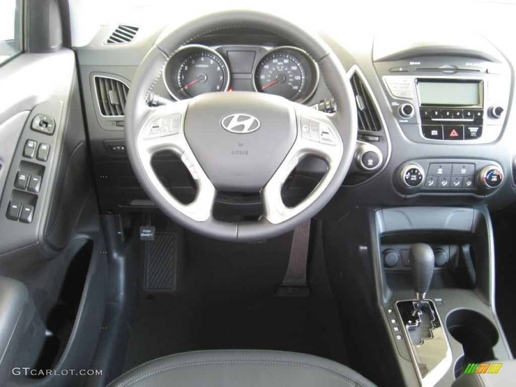 2012 Hyundai Tucson GLS Black Dashboard Photo #53130766