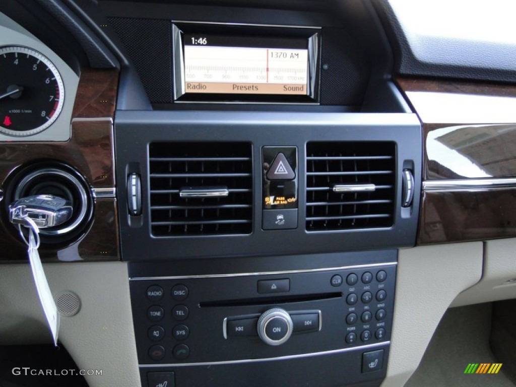 2012 Mercedes-Benz GLK 350 Controls Photo #53131258