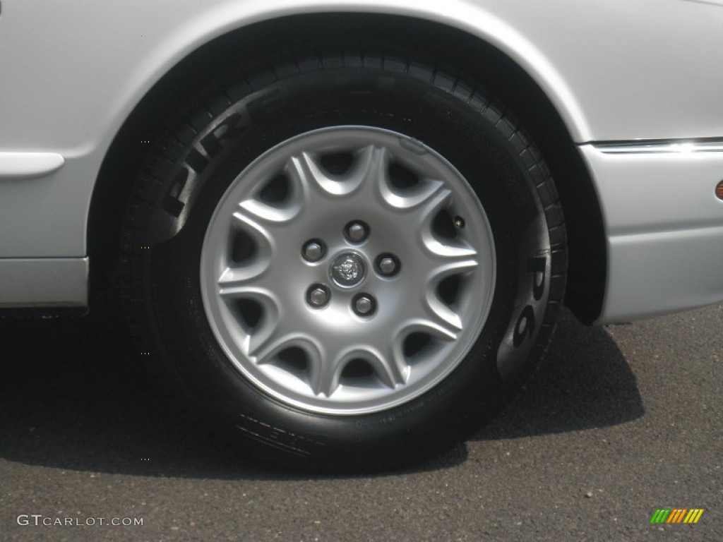 1998 Jaguar XJ XJ8 Wheel Photo #53131330