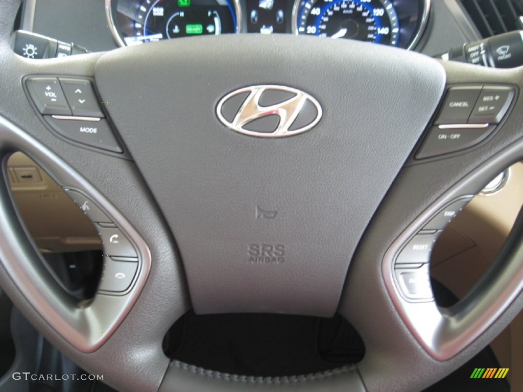 2011 Hyundai Sonata Hybrid Controls Photo #53131744