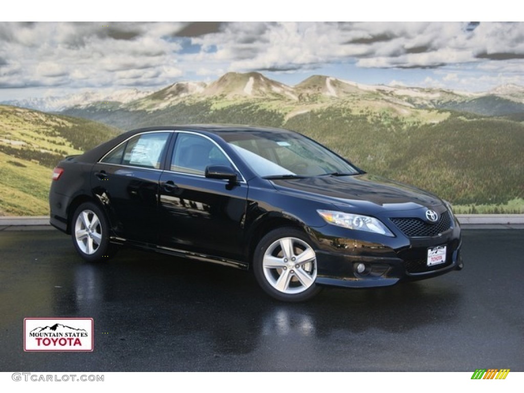 2011 Camry SE - Black / Ash photo #1