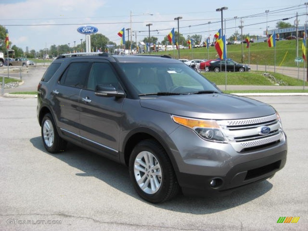 2012 Explorer XLT 4WD - Sterling Gray Metallic / Medium Light Stone photo #4