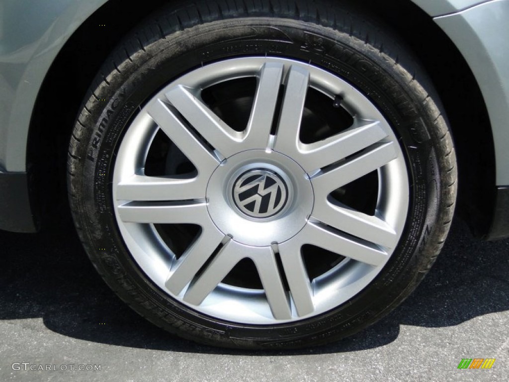 2005 Volkswagen Passat GLX Sedan Wheel Photo #53133715