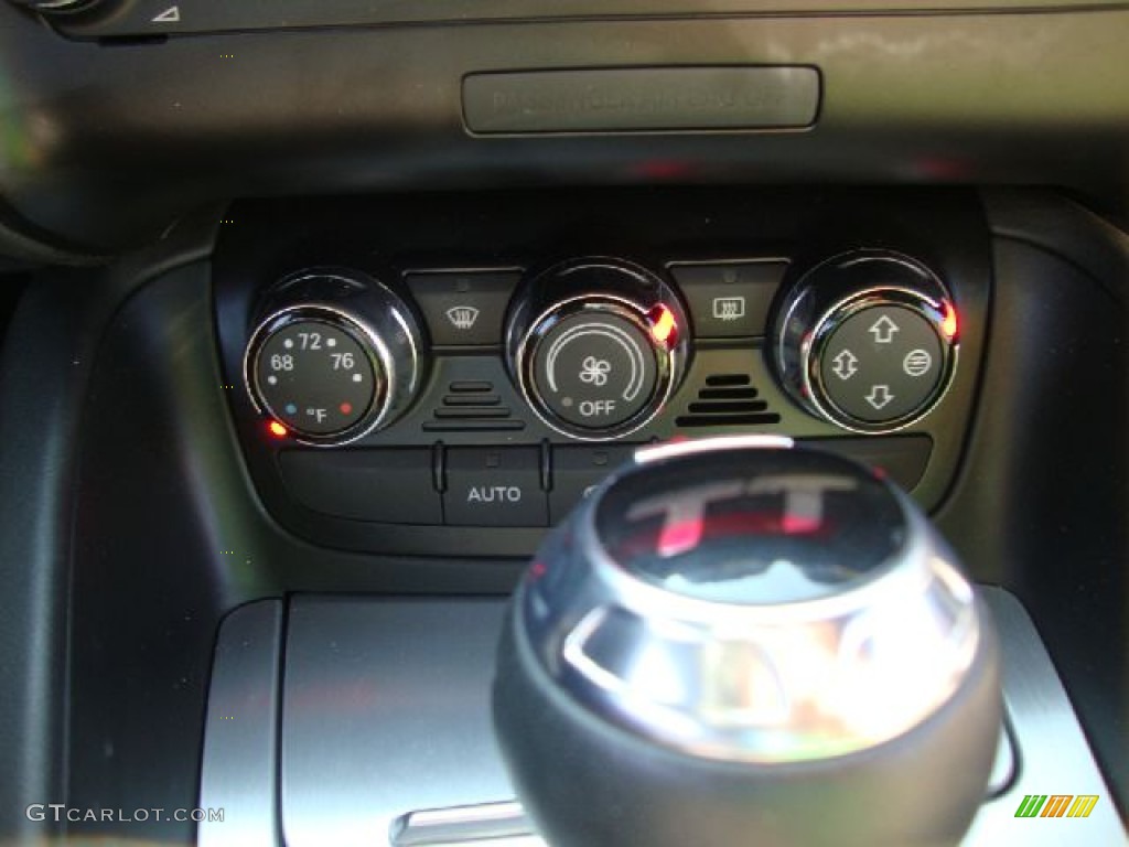 2009 Audi TT 2.0T Coupe Controls Photo #53133805