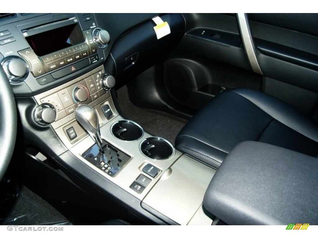 2012 Toyota Highlander SE 4WD Controls Photo #53133808