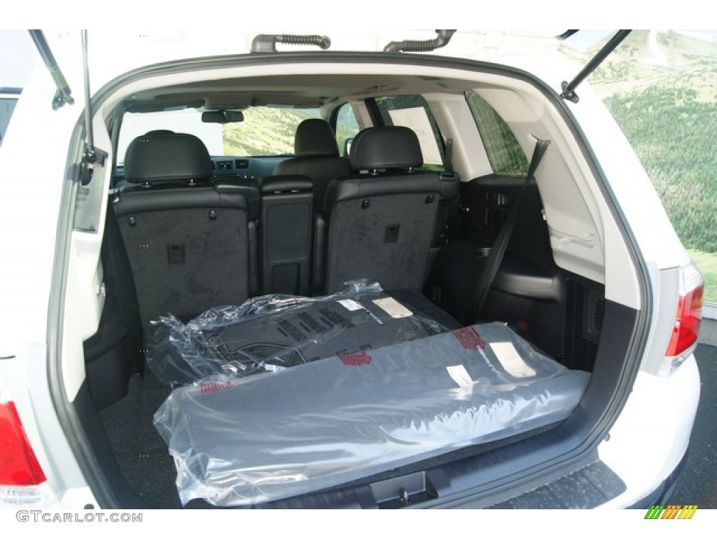 2012 Toyota Highlander SE 4WD Trunk Photo #53133904
