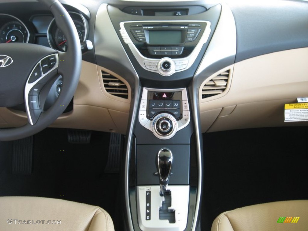 2012 Hyundai Elantra Limited Controls Photo #53134306