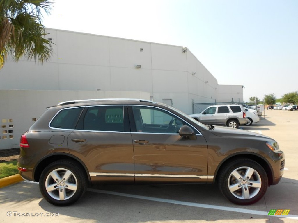 Toffee Brown Metallic 2012 Volkswagen Touareg VR6 FSI Lux 4XMotion Exterior Photo #53136970