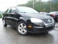 Black - Jetta SE Sedan Photo No. 1