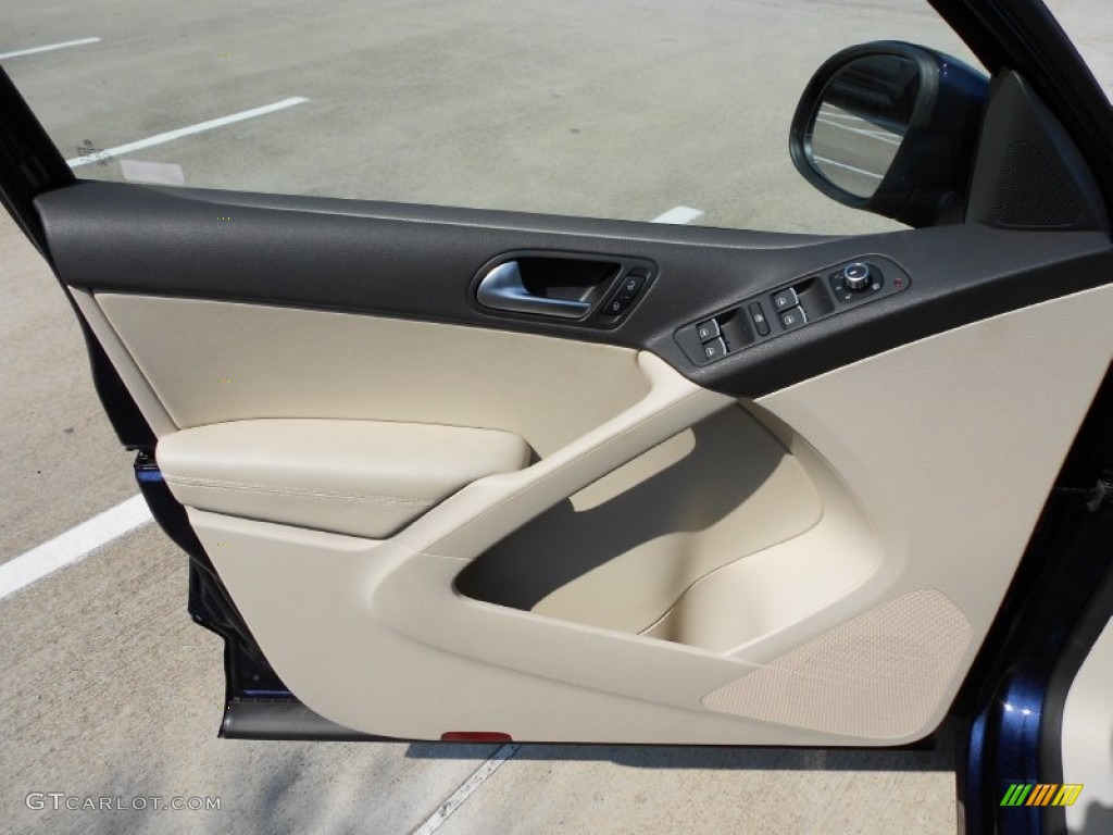 2012 Volkswagen Tiguan SE Beige Door Panel Photo #53138283