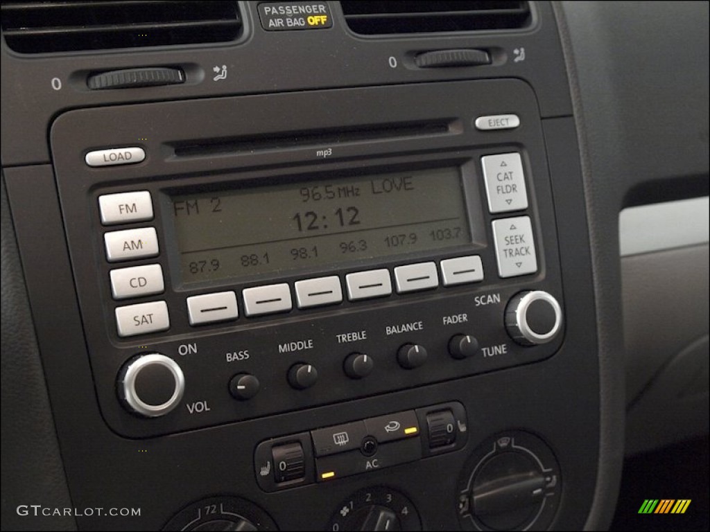 2009 Volkswagen Jetta Wolfsburg Edition Sedan Audio System Photo #53141290