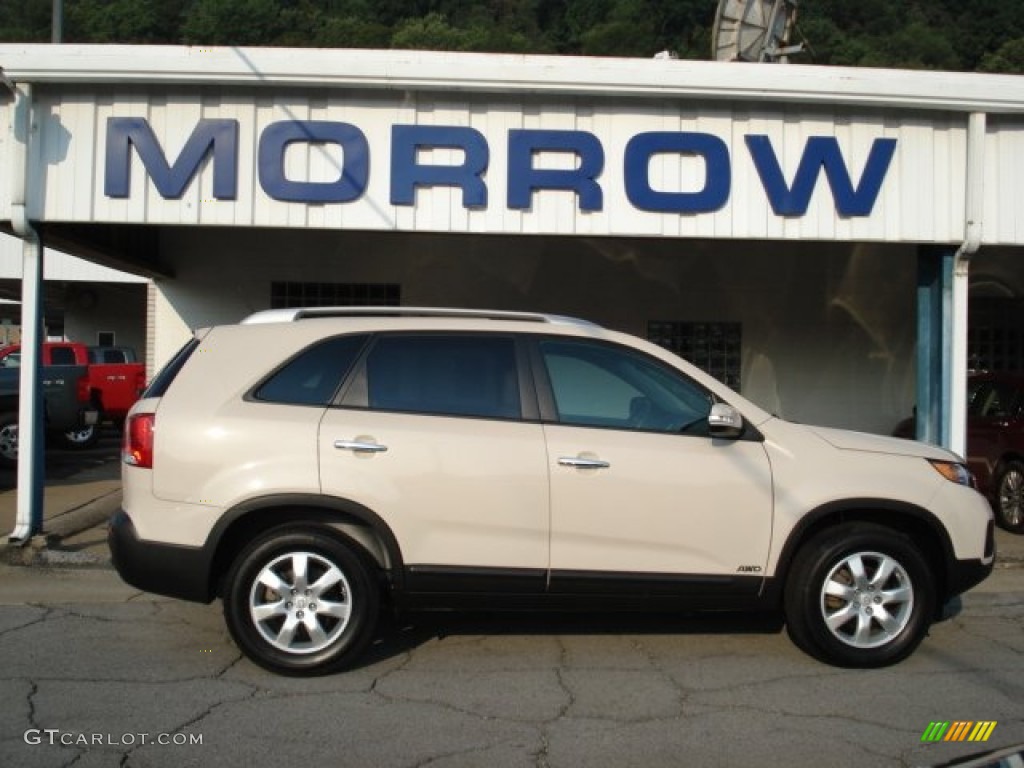 2011 Sorento LX V6 AWD - White Sand Beige / Beige photo #1