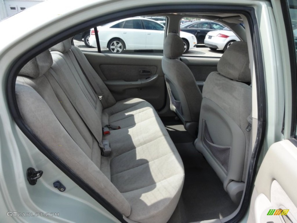 2004 Elantra GLS Sedan - Sea Shell Green / Beige photo #25