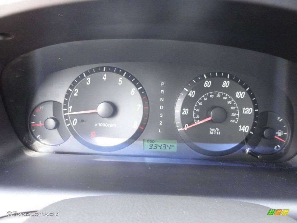 2004 Elantra GLS Sedan - Sea Shell Green / Beige photo #44