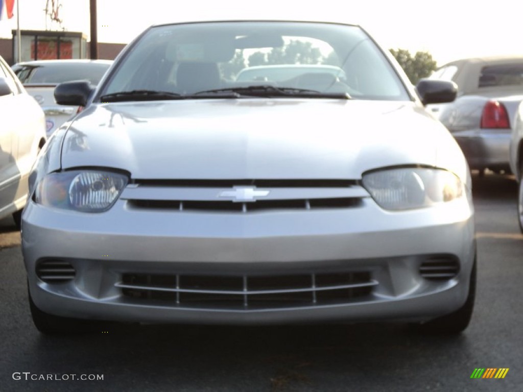 2004 Cavalier Sedan - Ultra Silver Metallic / Graphite photo #1