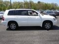 Super White - Highlander V6 Photo No. 7