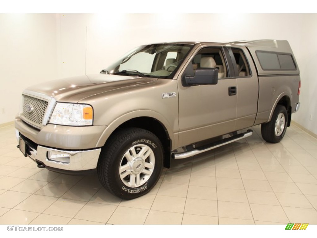 2004 F150 Lariat SuperCab 4x4 - Arizona Beige Metallic / Tan photo #3