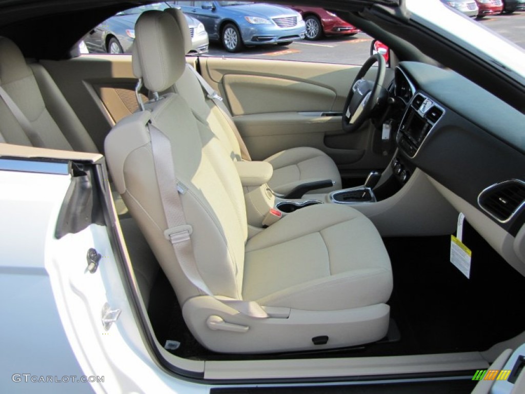 Black/Light Frost Beige Interior 2011 Chrysler 200 Touring Convertible Photo #53146182