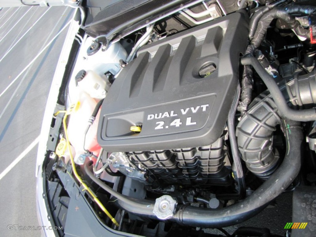 2011 Chrysler 200 Touring Convertible 2.4 Liter DOHC 16-Valve Dual VVT 4 Cylinder Engine Photo #53146197
