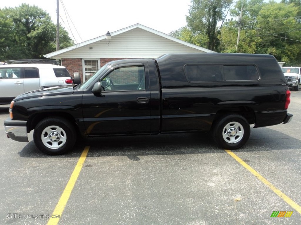 2004 Silverado 1500 Regular Cab - Black / Dark Charcoal photo #1