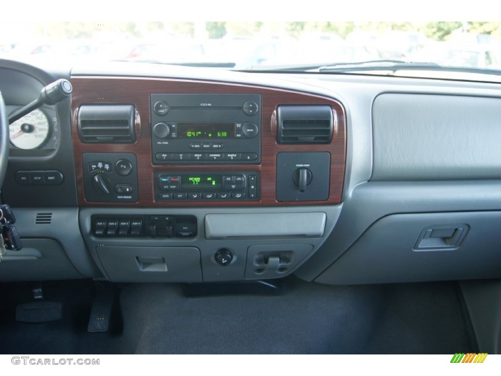 2005 F350 Super Duty Lariat Crew Cab 4x4 Dually - Black / Medium Flint photo #40