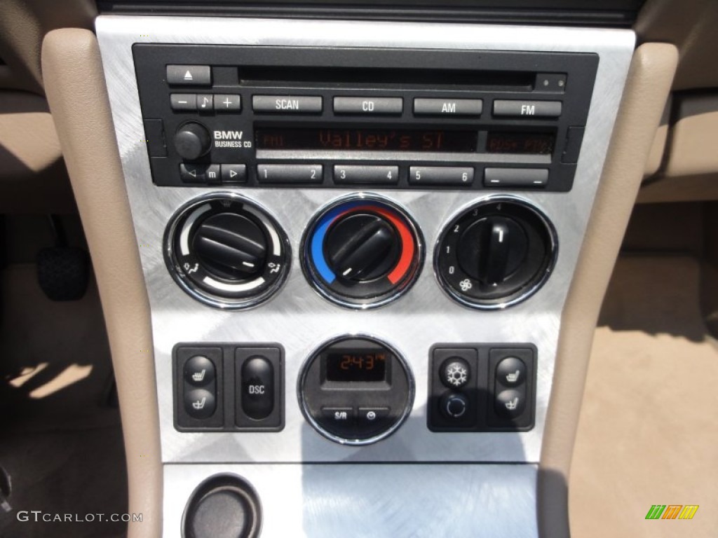 2002 BMW Z3 3.0i Roadster Controls Photo #53151189